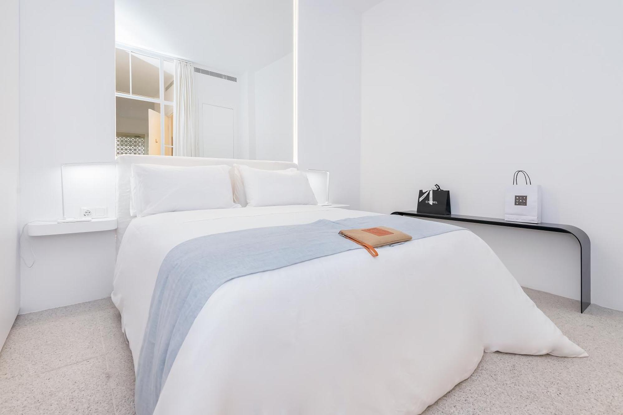 Bhost - Lumiere Suites Cordoba Dış mekan fotoğraf